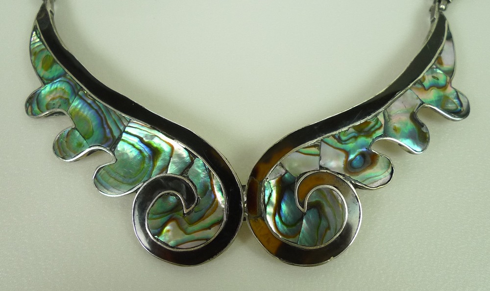 A Scandinavian abalone and tortoiseshell on silver necklace and matching screw back earrings, - Image 2 of 5