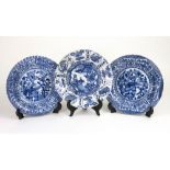 A pair of Chinese blue and white plates, Kangxi,