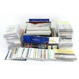 Great Britain: Presentation packs of stamps 1971 - 1991, many duplicated.