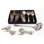 Old English pattern electroplate flatware, Mappin & Webb, 30 soup and 20 teaspoons, soup ladle,