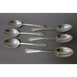 A set of six double struck Old English and thread pattern dessert spoons, London 1913,