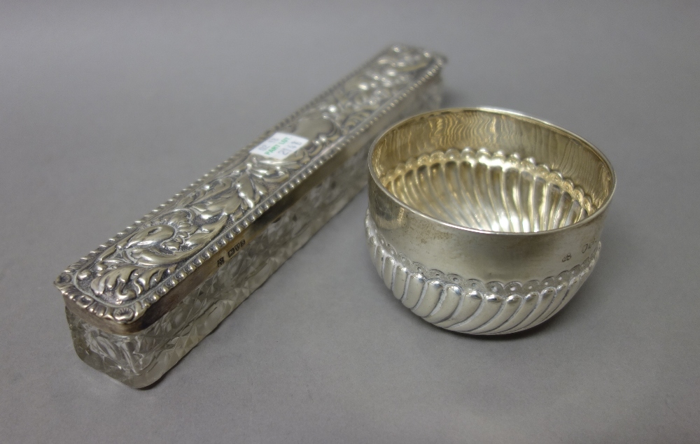 Silver and silver mounted wares, comprising; an octagonal photograph frame, - Image 3 of 3