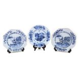 A Dublin Delftware blue and white plate, circa 1760,