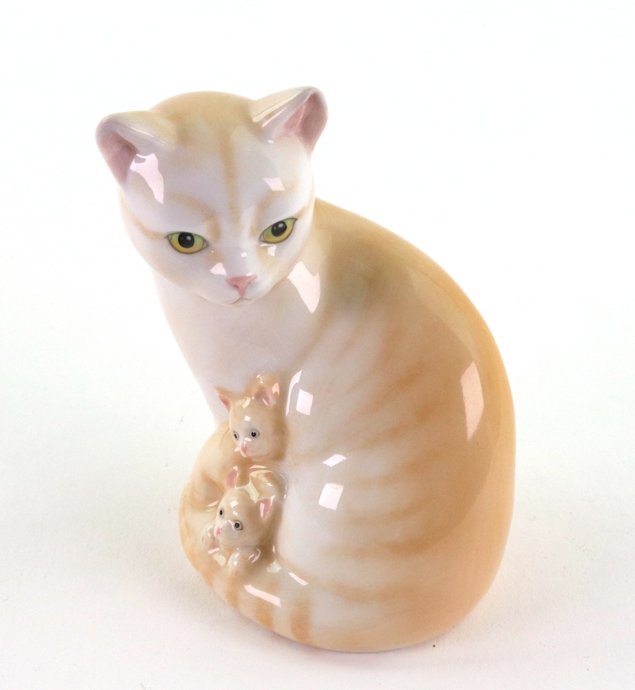 A Plichta pottery figure of a cat, 9cm high, - Image 11 of 15