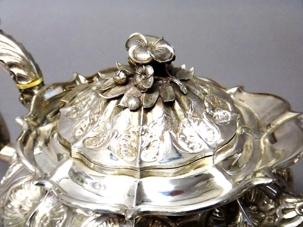 A 19th century closely matched three piece silver tea set, comprising; a teapot, London 1832, - Image 3 of 8