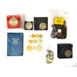 A collection of mostly British coins, comprising; five Elizabeth II 5 pounds crowns,