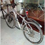 Trek 6 Series, a 20th century push bike.