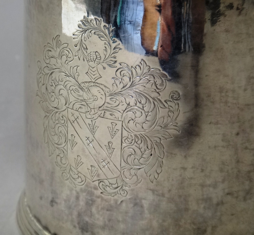 A Charles II silver hinge lidded tankard, of tapering cylindrical form, - Image 6 of 9