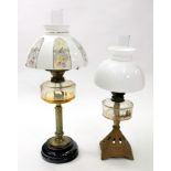 A late Victorian table oil lamp, with fa