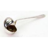An Old English pattern silver ladle, Richard Spencer & Sons, London 1922, Reg. No.