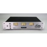 Magnum Dynalab analogue FM tuner, FT-101A, serial no. 10-01521.