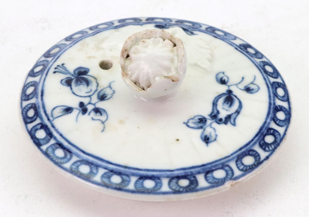 A Worcester blue and white ovoid tea canister and cover, circa 1770, - Image 7 of 12