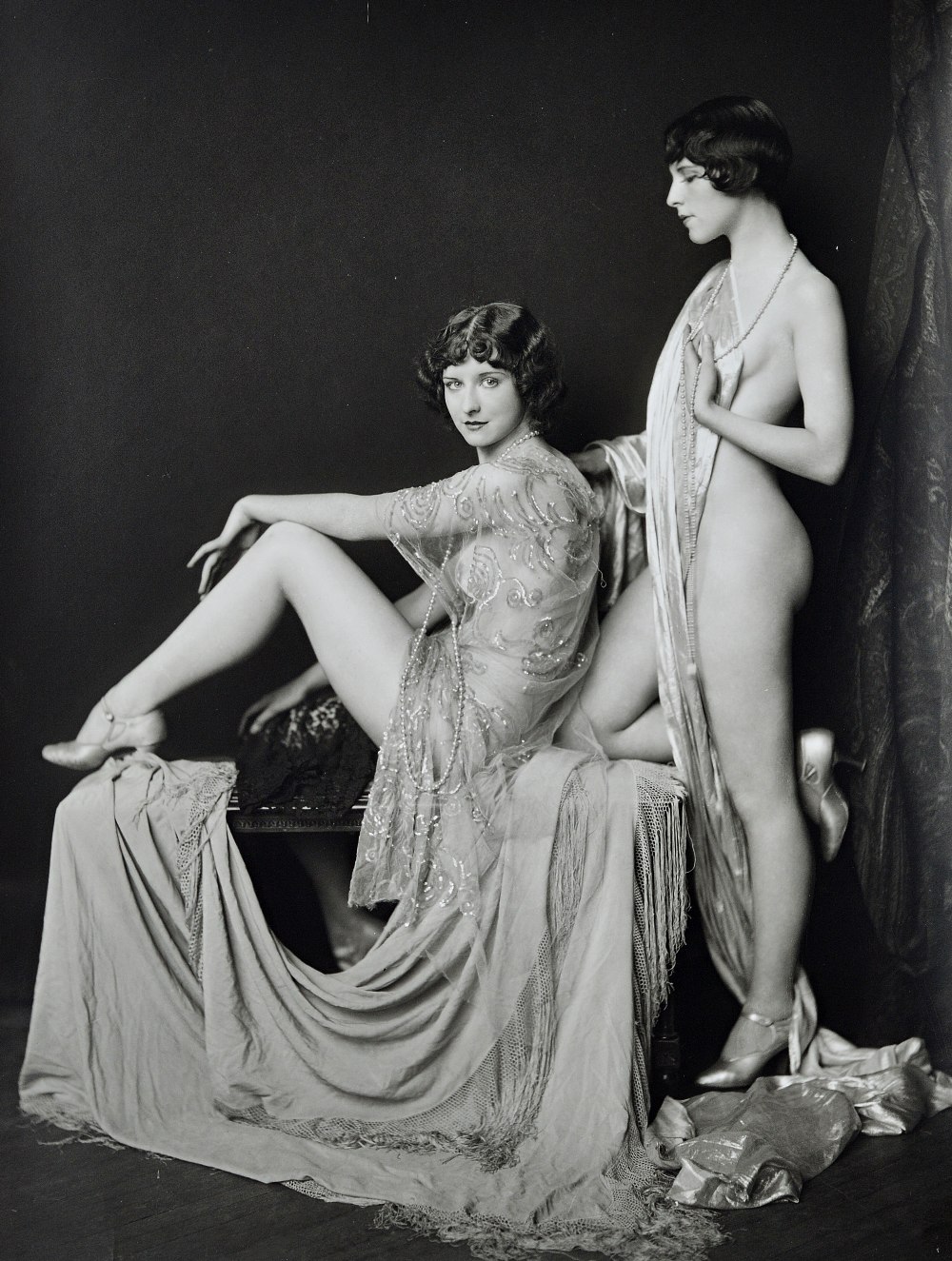 ALFRED CHENEY JOHNSTON (1884 - 1971) Cutter Sisters, [Zeigfield Girls] ca. 1922.