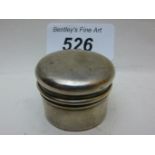 A small silver pill box hallmarks Birmingham 1907 maker HWL est: £25-£35