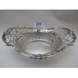 A silver pierced fret-work dish, hallmarked Birmingham 1905,