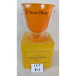 A contemporary boxed Veure Cliquot Ponsardin Champagne bucket est: £30-£50 (B26)