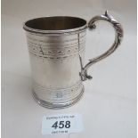 A Victorian engraved christening mug, London 1870 (approx 4.