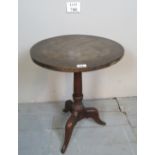 A small oak 19th century tripod wine table est: £30-£50