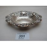 A silver oval bon bon dish with pierced