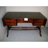 A 20th century Regency style mahogany de