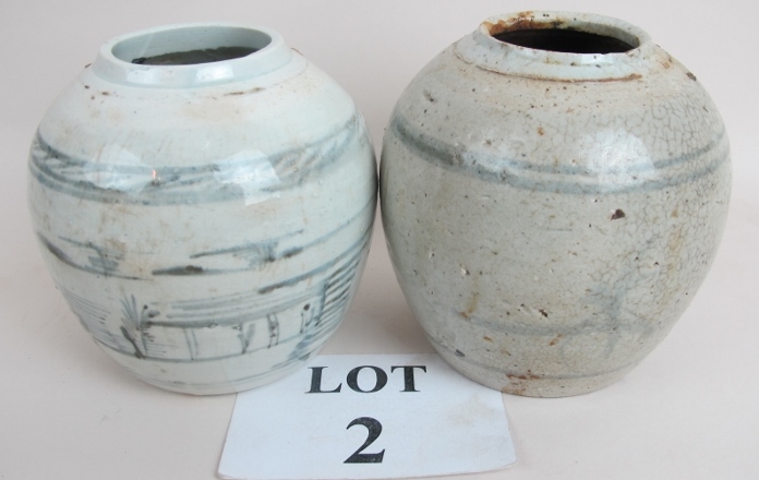 A pair of Chinese export glazed ceramic