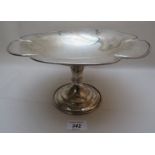 A silver scalloped edged pedestal dish S