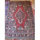 A Mahal rug (202 cm x 133 cm approx) est