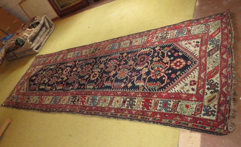 An early 20th century Persian runner (10
