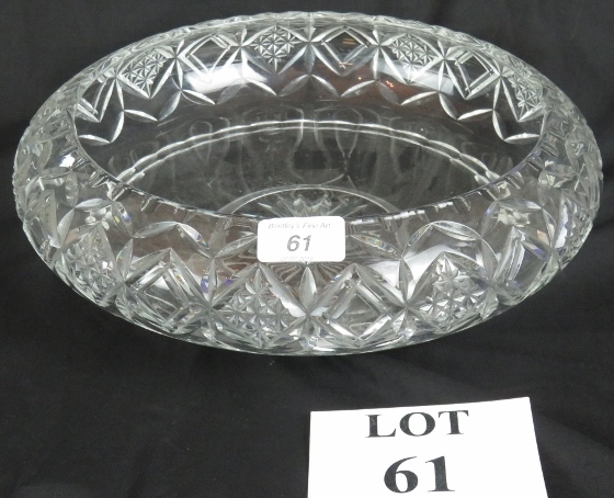 Cut glass fruit bowl, 32 cm diameter est