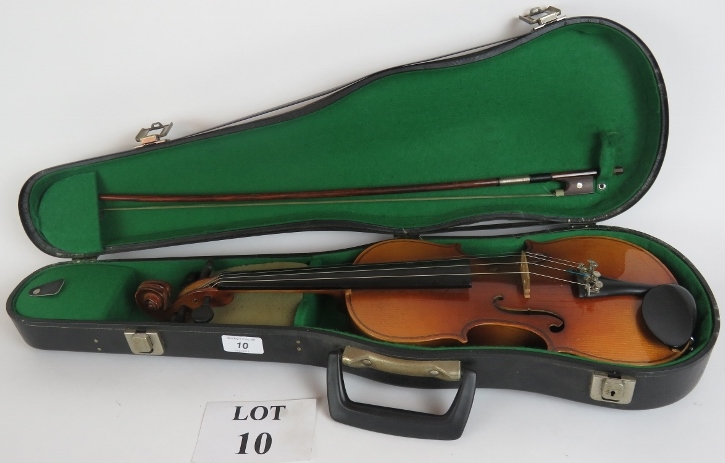 Child's size violin, 50 cm length, Chine