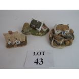 Three Lilliput Lane hand-painted cottages est: £30-£50