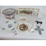 A selection of decorative ceramics and glassware, including a sarreguemines tray,