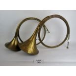 Two natural French horns (parforcehorn),