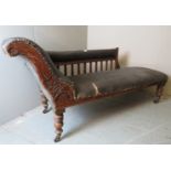 A Victorian chaise lounge for restoratio