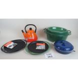 Le Creuset items to include doufeu oven