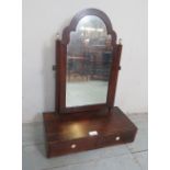 A pretty Regency table top toilet stand with a swing mirror over drawers est: £60-£80