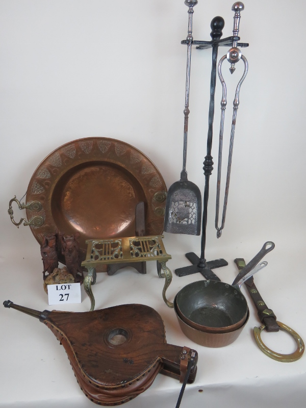 A 19th century brass trivet, set of vintage oak bellows stamped 'WB', two Victorian saucepans,