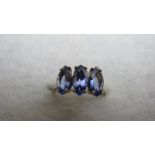 AAA tanzanite three-stone gemstone 9ct y