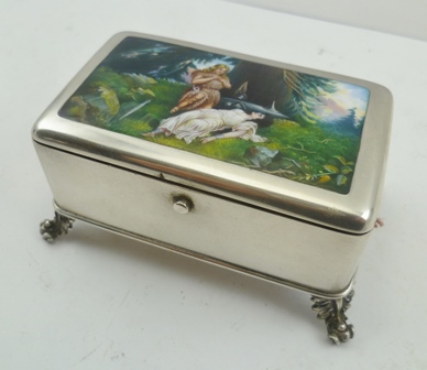 A GERMAN SILVER AND ENAMEL CASKET, the hinged cover inset Wagnerian enamel plaque, Brunhilde and - Image 2 of 5