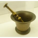 AN 18TH CENTURY BRONZE MORTAR, 12.5cm diameter mouth, with pestle, together with a BRONZE PAN with