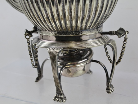 WALKER & HALL A VICTORIAN SILVER PLATED KETTLE ON STAND, together with a pair of circular plated - Image 4 of 5