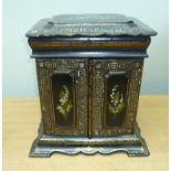 A 19TH CENTURY PAPIER MACHE WORK BOX TABLE CABINET, having lift-up lid and compartmentalised