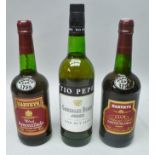 TIP PEPE GONZALEZ BYASS JEREZ, 1 bottle HARVEYS CLUB AMONTILLADO Med.Dry 2 bottles (3)