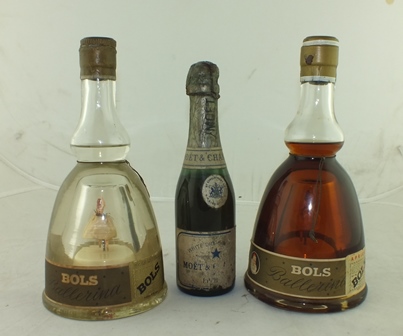 BOLS BALLERINA APRICOT BRANDY BOLS BALLERINA GOLD LIQUEUR, circa 1960's, each bottle inset with a