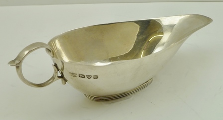 A SILVER MINT SAUCE BOAT, Chester 1927, 66g - Image 2 of 3