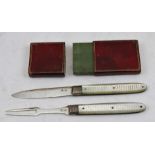 AN EARLY 19TH CENTURY SILVER BLADED FOLDING KNIFE AND TWO-PRONG FORK, the pair with mother-of-