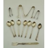 A QUANTITY OF HALLMARKED SILVER ITEMS to include a set of six seal top coffee spoons, four pairs