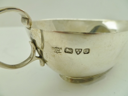 A SILVER MINT SAUCE BOAT, Chester 1927, 66g - Image 3 of 3