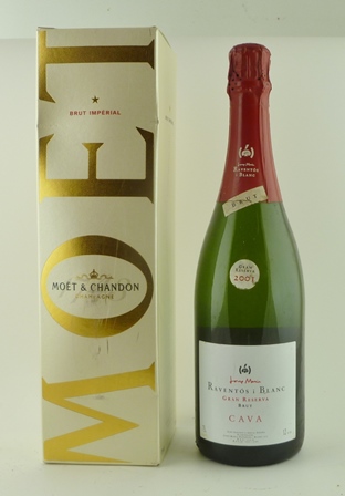 MOET ET CHANDON NV, 1 bottle RAVENTOS I BLANC 2001 Grand Reserva Sparkling, 1 bottle (2)