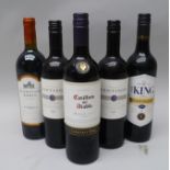 A SELECTION OF MIXED WINES comprising; Casillero del Diablo Merlot Reserva 2011, Chile, 1 bottle